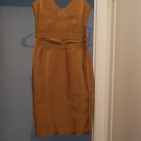 Dress - Picture 2 of 2